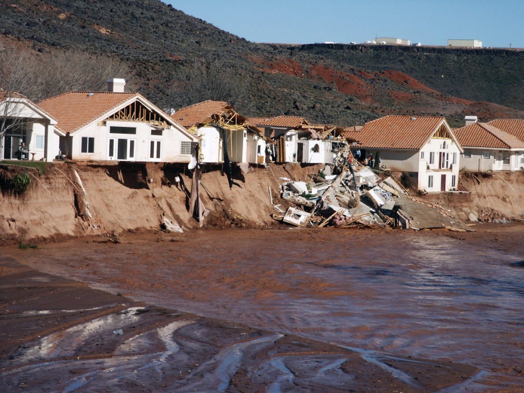 Image of 2005 Santa Clara, UT river flooding